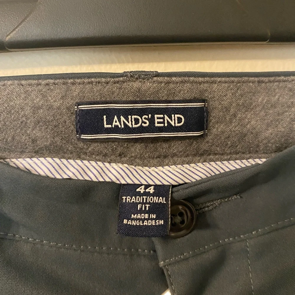 Mens‎ Lands’ End Hybrid Flat Front Gray Traditional Fit Shorts 44 Waist